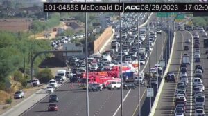 Suspect evading trooper on Loop 101 in Scottsdale crashes into 6 vehicles