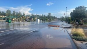 Heavy rain causes flooding at Grand Canyon gateway community
