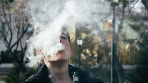 AG Kris Mayes calls on FDA to do more to protect kids from e-cigarettes