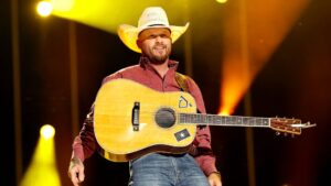Country singer Cody Johnson coming to Glendale on 'The Leather Tour'