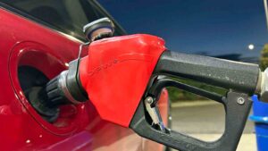 Have gas prices topped out in Arizona? Experts weighs in
