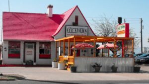 End of an era: Phoenix Old Station Subs hits the market after nearly 40 years