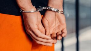 Arizona convicted felon arrested in shooting of federal officer