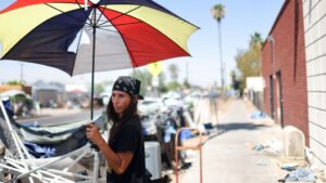 Phoenix sets daily heat record for 2nd time this week