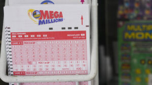 Phoenix gains another Mega Millions winner with massive Powerball jackpot drawing looming