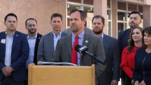 Arizona Republicans tout family tax rebates amid projected $400 million budget shortfall