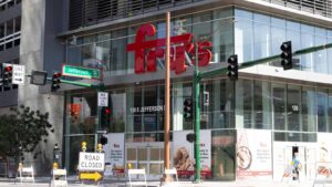 Fry's planning to open at least 4 new grocery stores in Arizona in 2024
