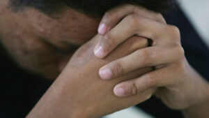 Changing of seasons linked to mental health challenges in Arizona