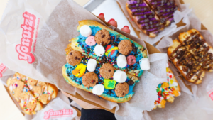Yonutz opens 1st Arizona location in Phoenix