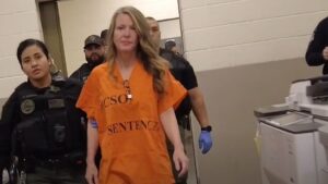 Here's how MCSO extradited 'Doomsday Mom' Lori Vallow Daybell to Phoenix