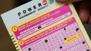 Arizona shopper wins $1 million lottery ticket as Powerball jackpot reaches $685 million