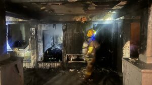 1 dead after fire damages multiple hotel units in Phoenix