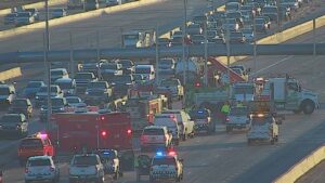 EB Interstate 10 traffic in Phoenix delayed through morning rush hour after semi-truck crash