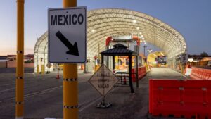 Trying to keep 'Arizona's Beach' from becoming 'Muerta Playa'