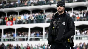 WM Phoenix Open issues apology for temporarily closing entrance on Saturday