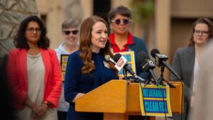Arizona lawmakers race to fix election timeline, but parties remain at odds