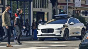 Waymo issues software recall for robotaxi fleet after 2 minor collisions in Phoenix
