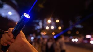 Arizona man arrested on 2 counts of aiming laser pointer at aircrafts used by sheriff's department