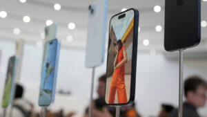 Arizona joins federal lawsuit against tech giant Apple over alleged smartphone monopoly
