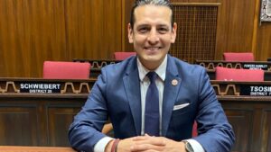 Democratic Rep. Marcelino Quiñonez to resign from Arizona House of Representatives