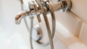 Arizona man pleads guilty to murder after holding child's face under running bathtub faucet