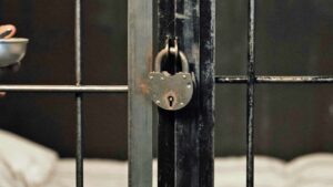 Woman sentenced to 3½ years for 1st conviction of Arizona Medicaid fraud scandal case