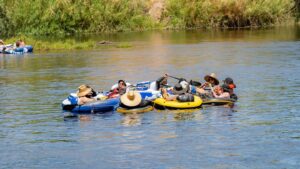 More than 100 people rescued after being stranded on Salt River