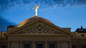 Arizona Legislature adjourns just in time to prevent repealed 1864 abortion ban from taking effect