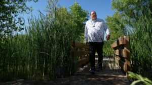 Water-rich Gila River tribe near Phoenix flexes its political muscles in a drying West