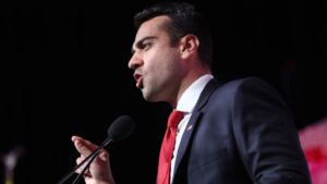 Abe Hamadeh defeats Blake Masters, others in Arizona CD8 Republican primary