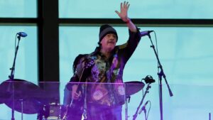 Carlos Santana cancels his band’s Labor Day concert in Phoenix to address health issue