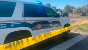Phoenix Police investigating death of a man found with a gunshot wound in an alleyway