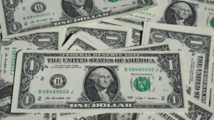 Arizona Mega Millions player wins $10K while jackpot soars over $600 million