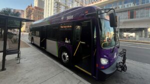 First batch of Phoenix Public Transit hybrid buses pass testing, active on city roads