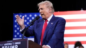 Donald Trump, back in Arizona, speaks on presidential debate, tax exemptions
