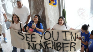 With immigration and abortion on Arizona's ballot, Republicans are betting on momentum