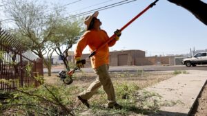 Phoenix breaks daily heat record for third consecutive day