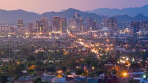 New report finds Arizona's job market is beating the rest of the US