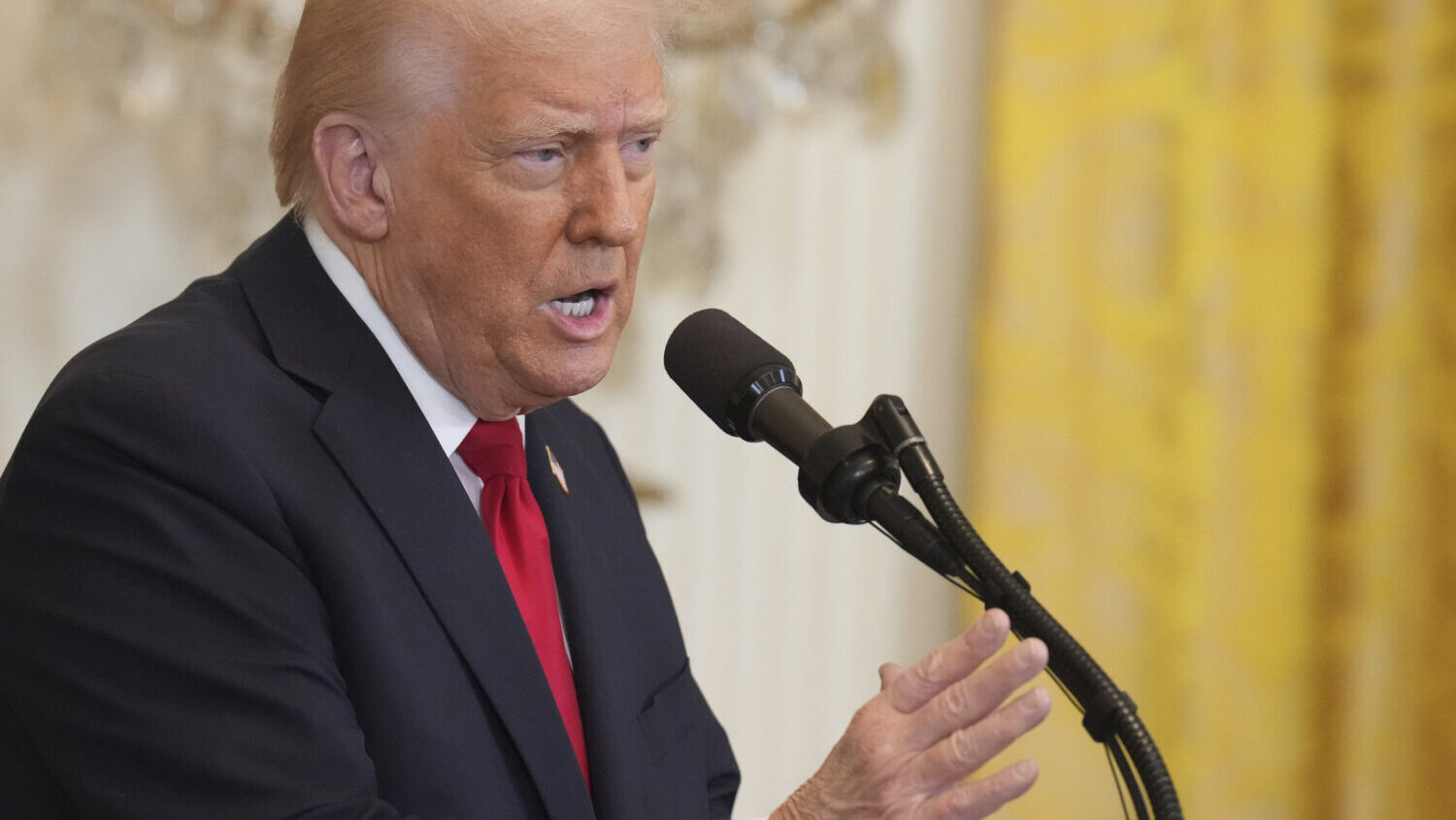 tariffs automobiles vehicles...