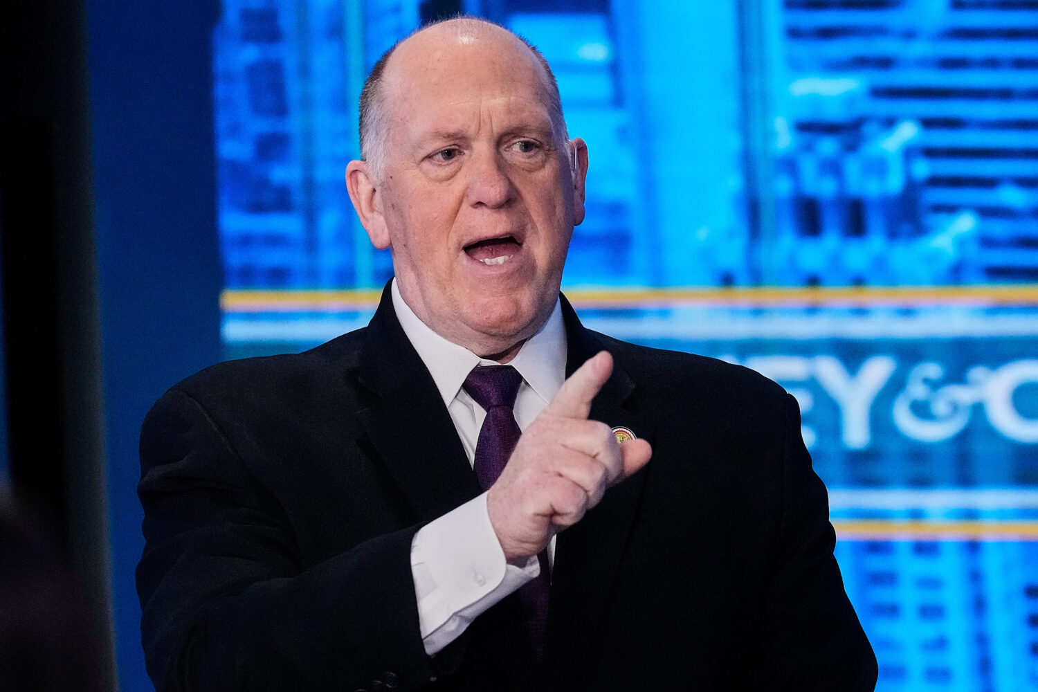 What to know about Tom Homan, Trump's border czar, as he heads to  Minneapolis